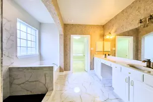 1746 Lakeside Enclave Dr, Houston, TX 77077 - Photo 16