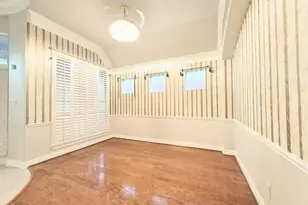 1746 Lakeside Enclave Dr, Houston, TX 77077 - Photo 2