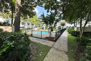 2601 Bellefontaine St, Houston, TX 77025 - Photo 28