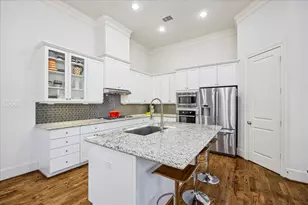 1512 W 23rd St, Houston, TX 77008 - Photo 10