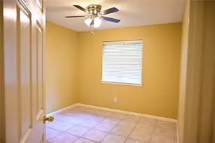 4530 Topaz Trail Dr, Sugar Land, TX 77479 - Photo 10