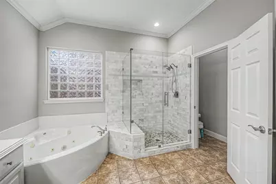 24107 Laureumont Court, Katy, TX 77494 - Photo 32