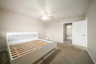 515 Tallowood Rd, Houston, TX 77024 - Photo 24