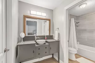 11 Turtle Cove Ct, Kingwood, TX 77346 - Photo 36