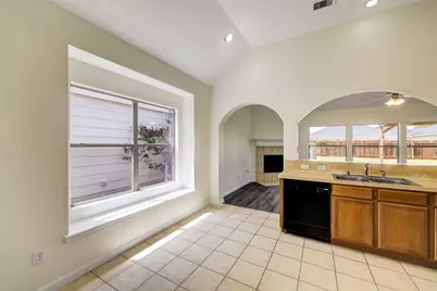 32006 Annice Lane, Pinehurst, TX 77362 - Photo 12