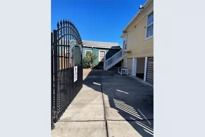 1212 55th Street, Galveston, TX 77551 - Photo 32