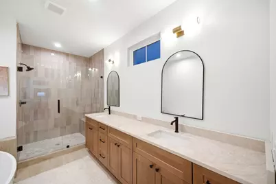 2212 Lou Ellen Lane #E, Houston, TX 77018 - Photo 34