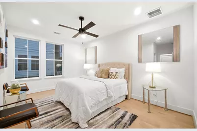 2212 Lou Ellen Lane #E, Houston, TX 77018 - Photo 6