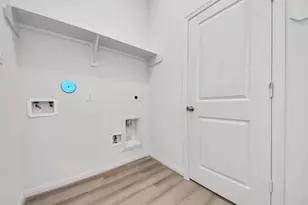 409 Legacy Point Dr, Sealy, TX 77474 - Photo 24