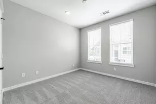 8475 Berry Brush Ln, Houston, TX 77022 - Photo 26