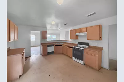 13911 Honey Bee Court, Houston, TX 77039 - Photo 8