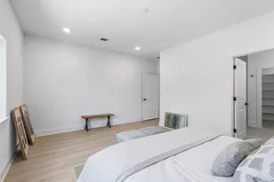 1014 Upside Wheatley Ln, Houston, TX 77091 - Photo 16