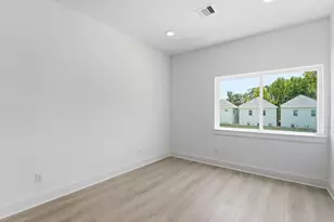 1014 Upside Wheatley Ln, Houston, TX 77091 - Photo 22