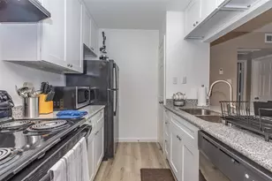 9707 N Timberside Dr, Houston, TX 77025 - Photo 4