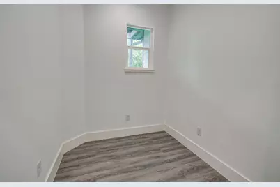 6531 Rosemary Lane #B, Houston, TX 77016 - Photo 14