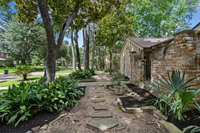 5826 Pine Arbor Drive, Houston, TX 77066 - Photo 40