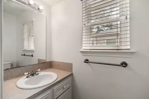 5826 Pine Arbor Dr, Houston, TX 77066 - Photo 12