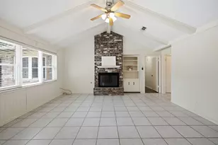 5826 Pine Arbor Dr, Houston, TX 77066 - Photo 6