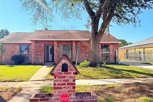 12335 Huntington Field Dr, Houston, TX 77099 - Photo 2