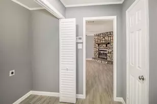16271 Hamshire Roads, Winnie, TX 77665 - Photo 14
