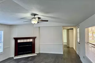 20517 N Navasota Dr, New Caney, TX 77357 - Photo 6