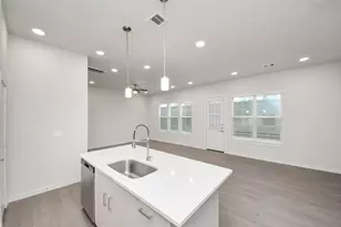 7318 Hadley Mdw Ln, Richmond, TX 77407 - Photo 10