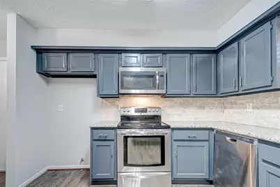 2723 Colony Dr, Sugar Land, TX 77479 - Photo 18