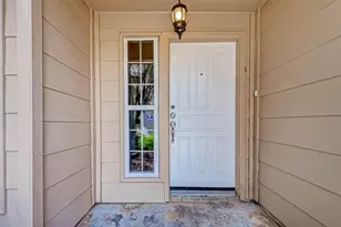 2723 Colony Dr, Sugar Land, TX 77479 - Photo 6