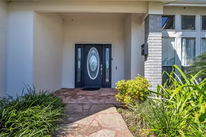 107 Shirleen Drive, Pasadena, TX 77586 - Photo 4