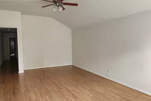 12311 Carriage Oak Cir, Humble, TX 77346 - Photo 4