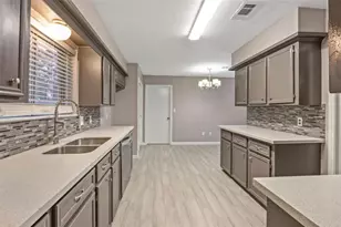 6903 White Tail Dr, Spring, TX 77379 - Photo 2