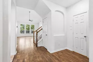 5223 Roan Brook, San Antonio, TX 78251 - Photo 8
