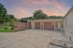 7914 Braes Meadow Dr, Houston, TX 77071 - Photo 1