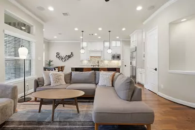 27 Herons Flight Place, The Woodlands, TX 77389 - Photo 8