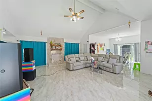 6331 Modesto Dr, Houston, TX 77083 - Photo 6