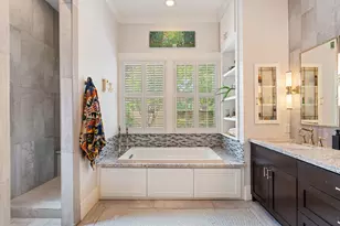 1421 Columbia St, Houston, TX 77008 - Photo 14