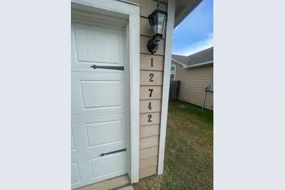 12742 Pelican Bay Drive, Houston, TX 77038 - Photo 2