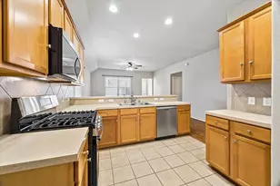 18127 Hillock Glen Ln, Cypress, TX 77429 - Photo 10