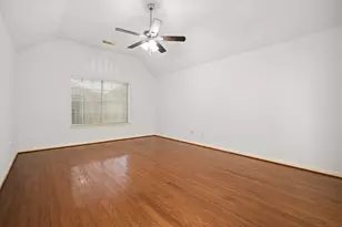 902 W Palmcrest Ct, Pearland, TX 77584 - Photo 12