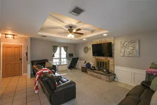 316 Raintree Ln, Lake Jackson, TX 77566 - Photo 14