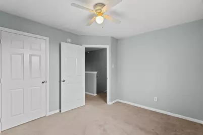 5800 Winding Brook Drive, Dickinson, TX 77539 - Photo 20