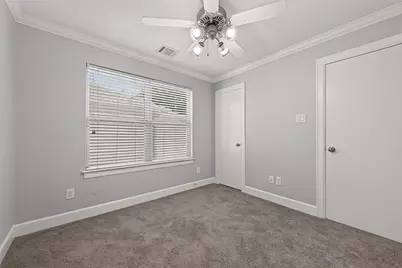 5951 S Loop E #38, Houston, TX 77033 - Photo 12