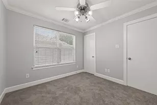 5951 S Loop E, Houston, TX 77033 - Photo 12