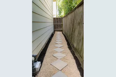 5951 S Loop E #38, Houston, TX 77033 - Photo 20