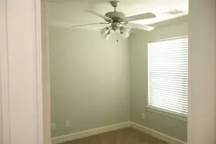 5951 S Loop E, Houston, TX 77033 - Photo 14