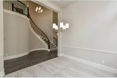 3919 Pinecrest Peak Drive, Spring, TX 77386 - Photo 10