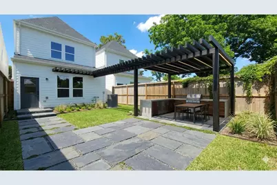 765 Enterprise B Street #B, Houston, TX 77088 - Photo 12