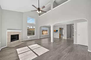 7926 Sundance Ct, Baytown, TX 77521 - Photo 6