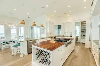 11507 Beachside, Galveston, TX 77554 - Photo 18