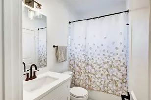 107 W Whitney St, Houston, TX 77018 - Photo 22